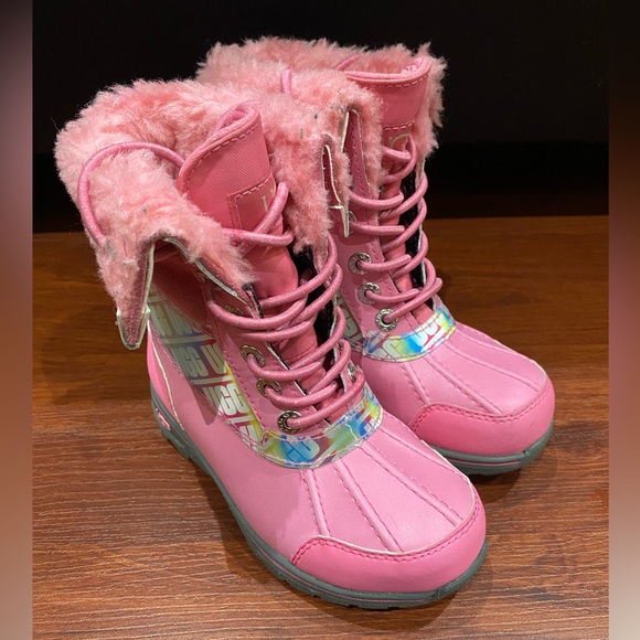 Ugg Girls Australia Pink Butte II Chromatic Round Toe Snow Boot Size US 10 - Picture 4 of 9